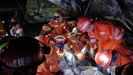 液體硅膠廠家心系地震災(zāi)區(qū)，祈禱平安
